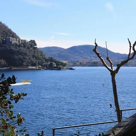 Πανσιόν Lakeviewcabin - King With Balcony *